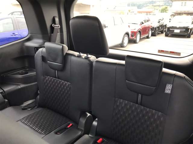 トヨタ ノア １．８ ハイブリッド Ｓ－Ｚ R6年 (東海) 99