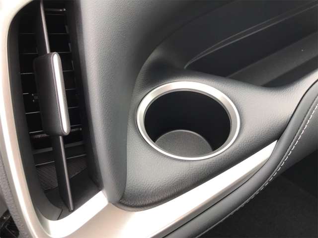 トヨタ ノア １．８ ハイブリッド Ｓ－Ｚ R6年 (東海) 99