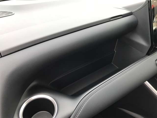 トヨタ ノア １．８ ハイブリッド Ｓ－Ｚ R6年 (東海) 99