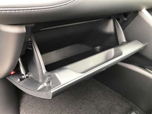 トヨタ ノア １．８ ハイブリッド Ｓ－Ｚ R6年 (東海) 99