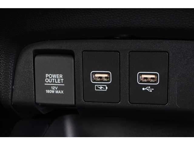 ホンダ フィット　ハイブリッド １．５ Ｅ：ＨＥＶ クロスター R6年 (関東) 99