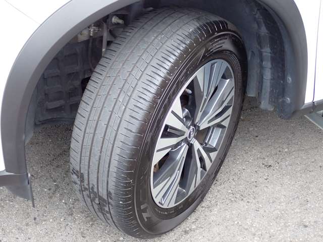 日産 エクストレイル １．５ Ｘ Ｅ－４ＯＲＣＥ ４ＷＤ R4年 (関東) 99