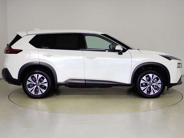 日産 エクストレイル １．５ Ｘ Ｅ－４ＯＲＣＥ ４ＷＤ R4年 (関東) 99