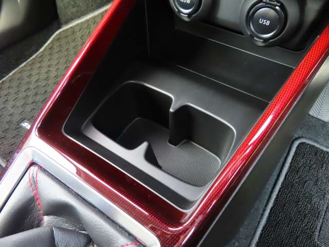 スズキ スイフト スポーツ １．４ R4年 (関東) 99