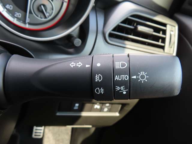 スズキ スイフト スポーツ １．４ R4年 (関東) 99