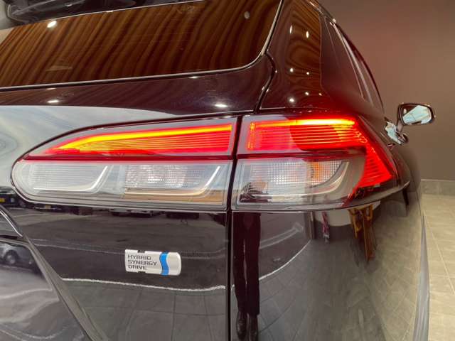 トヨタ カローラクロス　ハイブリッド １．８ ハイブリッド Ｚ Ｅ－ＦＯＵＲ ４ＷＤ R5年 (近畿) 99