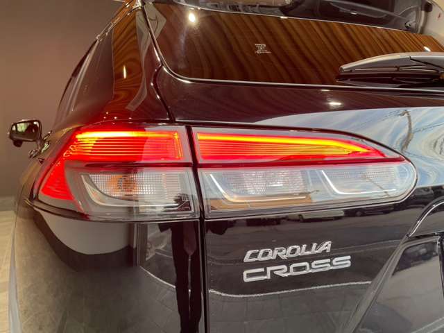 トヨタ カローラクロス　ハイブリッド １．８ ハイブリッド Ｚ Ｅ－ＦＯＵＲ ４ＷＤ R5年 (近畿) 99