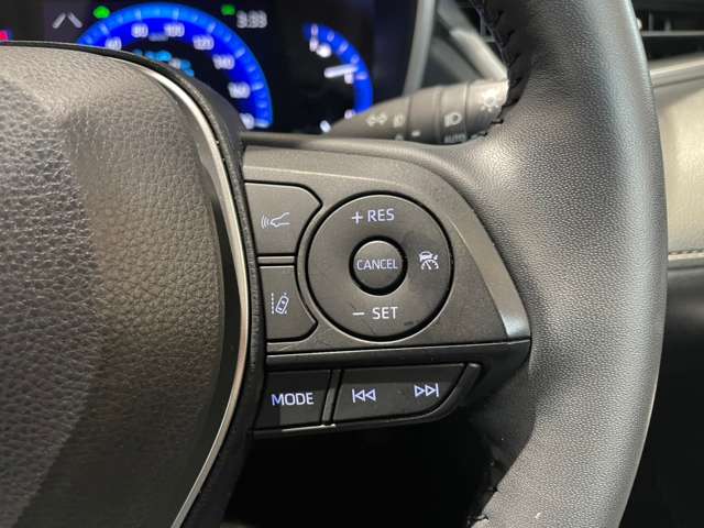 トヨタ カローラクロス　ハイブリッド １．８ ハイブリッド Ｚ Ｅ－ＦＯＵＲ ４ＷＤ R5年 (近畿) 99