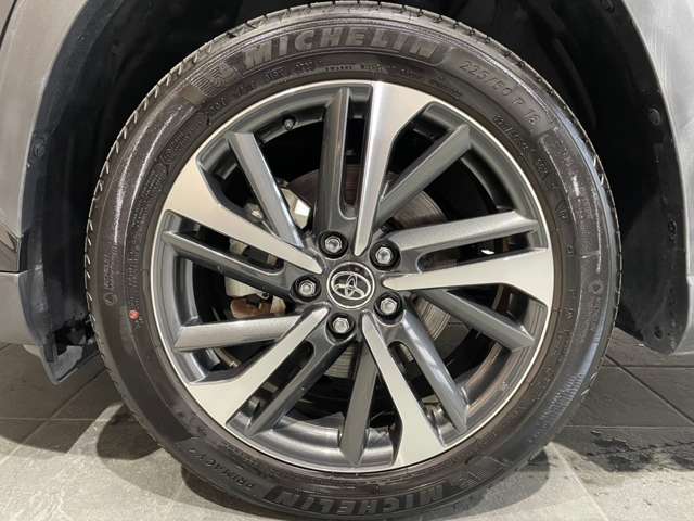 トヨタ カローラクロス　ハイブリッド １．８ ハイブリッド Ｚ Ｅ－ＦＯＵＲ ４ＷＤ R5年 (近畿) 99