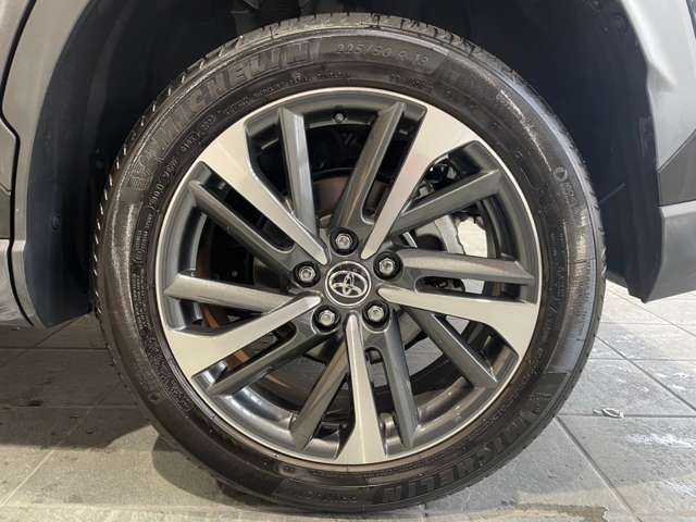 トヨタ カローラクロス　ハイブリッド １．８ ハイブリッド Ｚ Ｅ－ＦＯＵＲ ４ＷＤ R5年 (近畿) 99