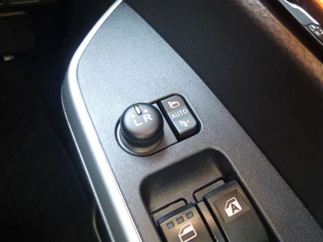 トヨタ ルーミー １．０ カスタム Ｇ－Ｔ R1年 (東北) 99