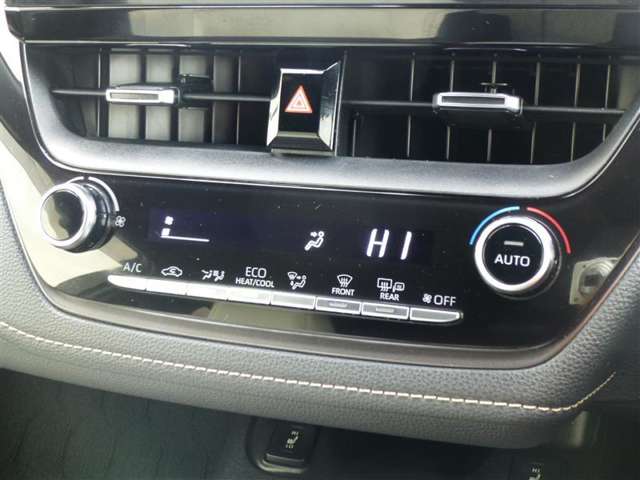 トヨタ カローラ　ツーリング　ハイブリッド １．８ ハイブリッド ＷＸＢ R1年 (東北) 99