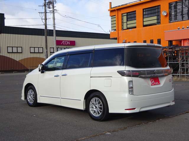 日産 エルグランド ２．５ ２５０ハイウェイスターＳ アーバンクロム ４ＷＤ H27年 () 99