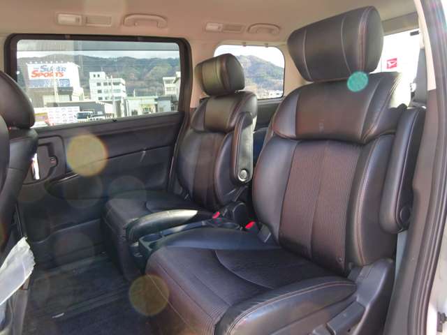 日産 エルグランド ２．５ ２５０ハイウェイスターＳ アーバンクロム ４ＷＤ H27年 () 99