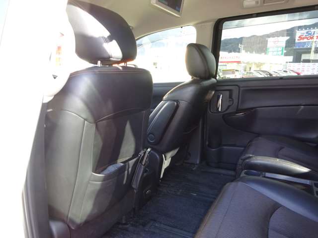 日産 エルグランド ２．５ ２５０ハイウェイスターＳ アーバンクロム ４ＷＤ H27年 () 99