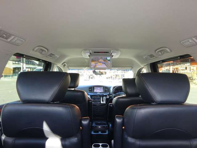 日産 エルグランド ２．５ ２５０ハイウェイスターＳ アーバンクロム ４ＷＤ H27年 () 99