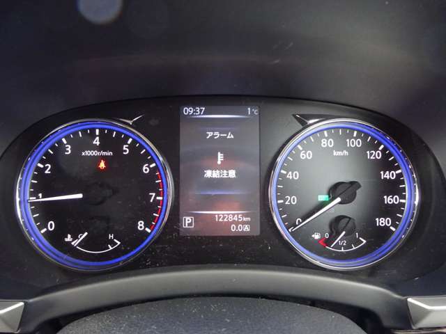 日産 エルグランド ２．５ ２５０ハイウェイスターＳ アーバンクロム ４ＷＤ H27年 () 99