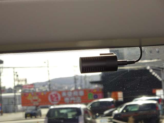 日産 エルグランド ２．５ ２５０ハイウェイスターＳ アーバンクロム ４ＷＤ H27年 () 99