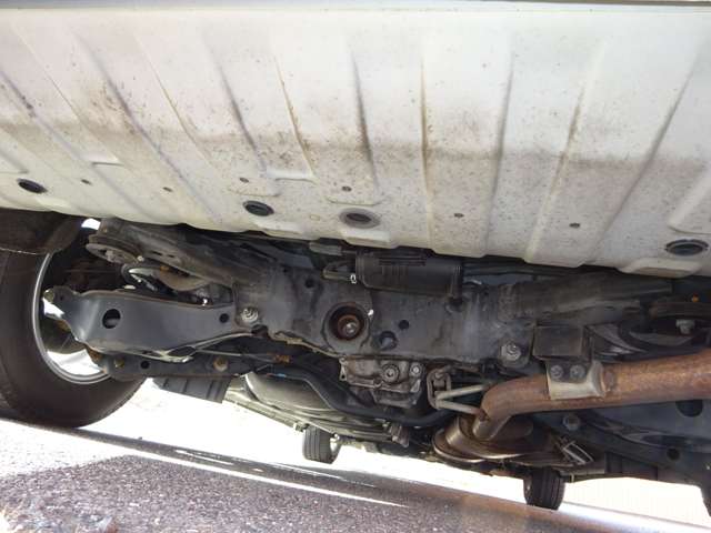 日産 エルグランド ２．５ ２５０ハイウェイスターＳ アーバンクロム ４ＷＤ H27年 () 99