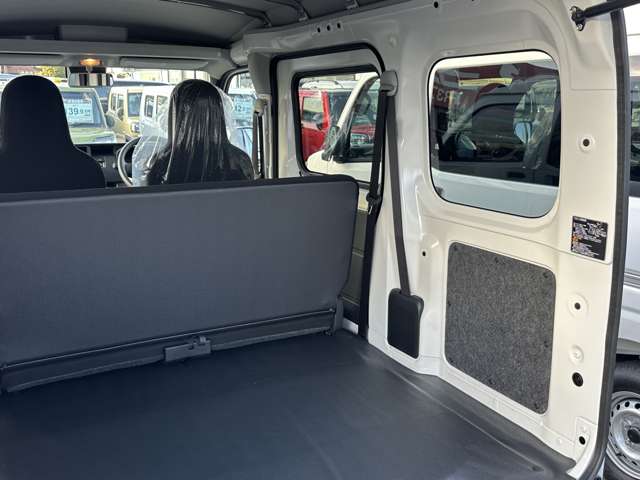 ダイハツ ハイゼットカーゴ ６６０ デラックス ４ＷＤ R6年 (中国) 99