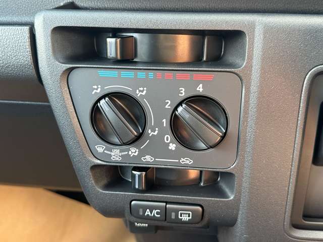 ダイハツ ハイゼットカーゴ ６６０ デラックス ４ＷＤ R6年 (中国) 99