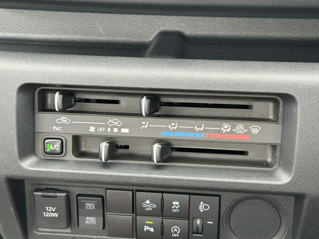 ダイハツ ハイゼットトラック ６６０ スタンダード ３方開 ４ＷＤ R5年 (中国) 99