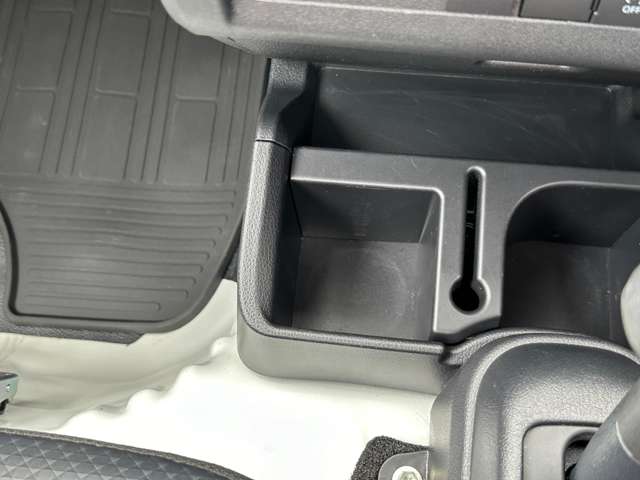 ダイハツ ハイゼットトラック ６６０ スタンダード ３方開 ４ＷＤ R5年 (中国) 99