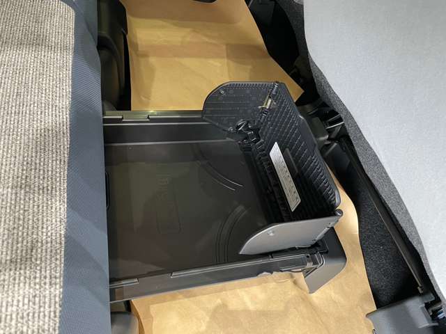 ダイハツ ムーヴ　キャンバス ６６０ ストライプス Ｇ R4年 (中国) 99