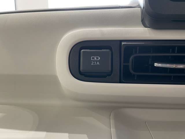 ダイハツ ムーヴ　キャンバス ６６０ ストライプス Ｇ R4年 (中国) 99