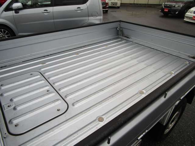 ダイハツ ハイゼットトラック ６６０ エクストラ ３方開 H24年 (中国) 99