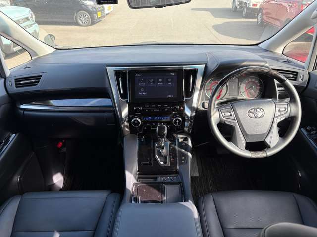 トヨタ アルファード ２．５ Ｓ Ｃパッケージ R4年 (中国) 99