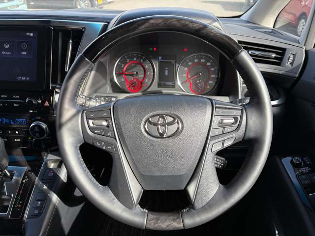 トヨタ アルファード ２．５ Ｓ Ｃパッケージ R4年 (中国) 99