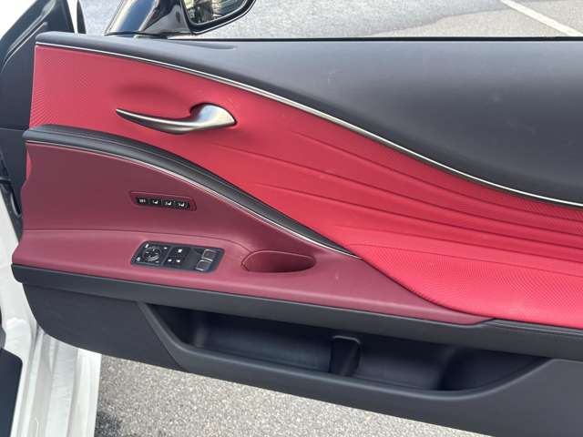 レクサス ＬＣコンバーチブル ５００ R4年 (中国) 99