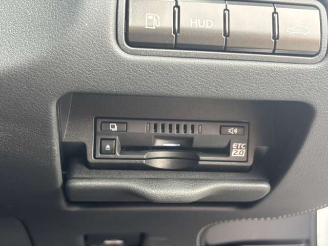 レクサス ＬＣコンバーチブル ５００ R4年 (中国) 99