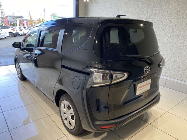 トヨタ シエンタ １．５ ファンベース Ｘ R2年 (九州・沖縄) 99