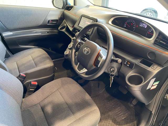 トヨタ シエンタ １．５ ファンベース Ｘ R2年 (九州・沖縄) 99