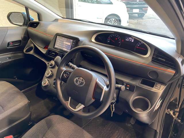 トヨタ シエンタ １．５ ファンベース Ｘ R2年 (九州・沖縄) 99