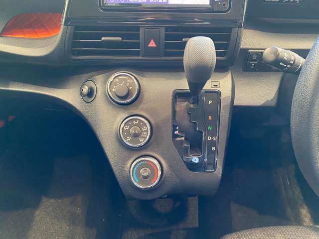 トヨタ シエンタ １．５ ファンベース Ｘ R2年 (九州・沖縄) 99