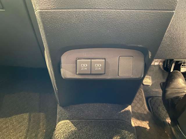 トヨタ シエンタ １．５ ファンベース Ｘ R2年 (九州・沖縄) 99