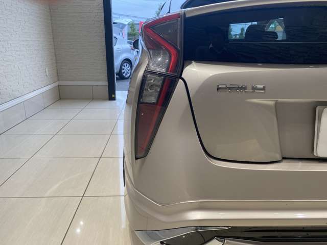 トヨタ プリウス １．８ Ｓ H28年 (九州・沖縄) 99