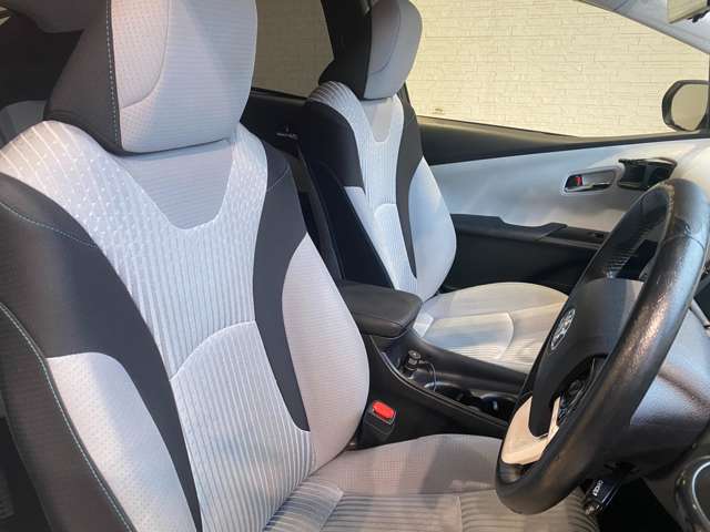 トヨタ プリウス １．８ Ｓ H28年 (九州・沖縄) 99