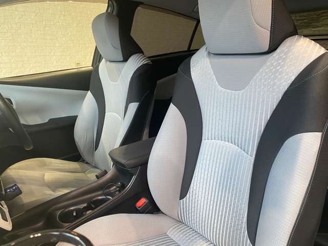 トヨタ プリウス １．８ Ｓ H28年 (九州・沖縄) 99