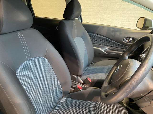 日産 ノート １．２ Ｘ ＤＩＧ－Ｓ H25年 (九州・沖縄) 99