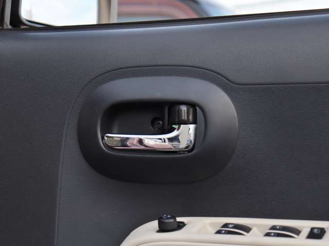 ダイハツ ミラ　ココア ６６０ プラス Ｘ H25年 (中国) 99