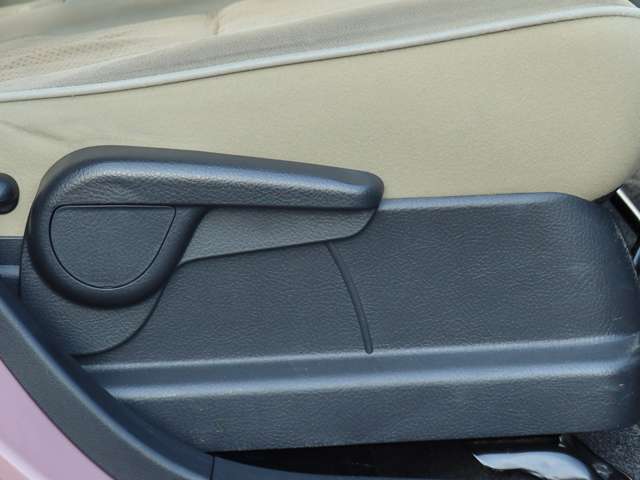 ダイハツ ミラ　ココア ６６０ プラス Ｘ H25年 (中国) 99