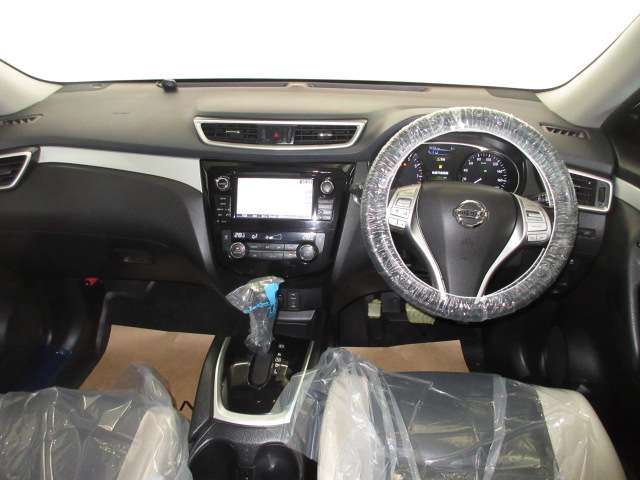 日産 エクストレイル　ハイブリッド ２．０ モード・プレミア ハイブリッド エマージェンシーブレーキパッケージ H27年 (九州・沖縄) 99