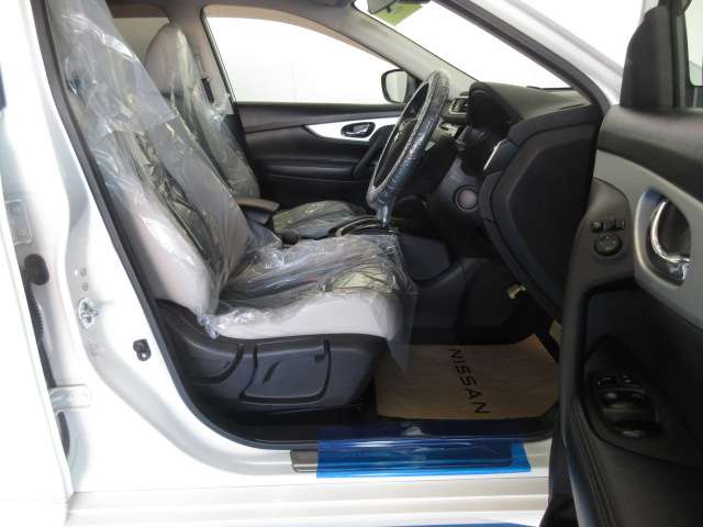 日産 エクストレイル　ハイブリッド ２．０ モード・プレミア ハイブリッド エマージェンシーブレーキパッケージ H27年 (九州・沖縄) 99