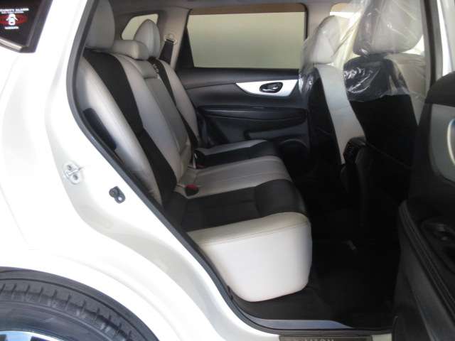 日産 エクストレイル　ハイブリッド ２．０ モード・プレミア ハイブリッド エマージェンシーブレーキパッケージ H27年 (九州・沖縄) 99