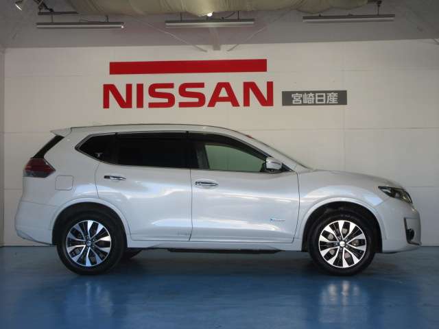 日産 エクストレイル　ハイブリッド ２．０ モード・プレミア ハイブリッド エマージェンシーブレーキパッケージ H27年 (九州・沖縄) 99