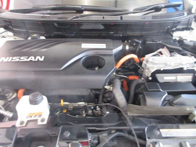 日産 エクストレイル　ハイブリッド ２．０ モード・プレミア ハイブリッド エマージェンシーブレーキパッケージ H27年 (九州・沖縄) 99